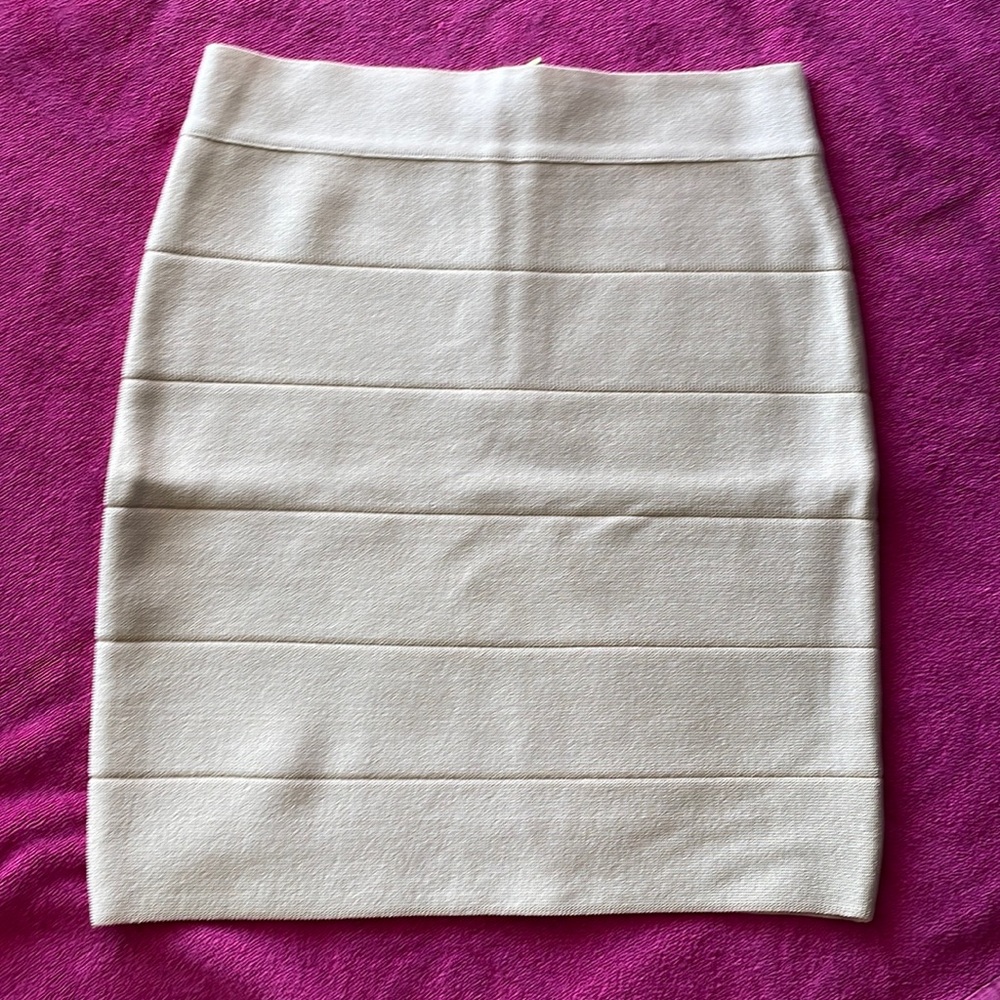 Bebe zip back bodycon skirt above the knee tan size small